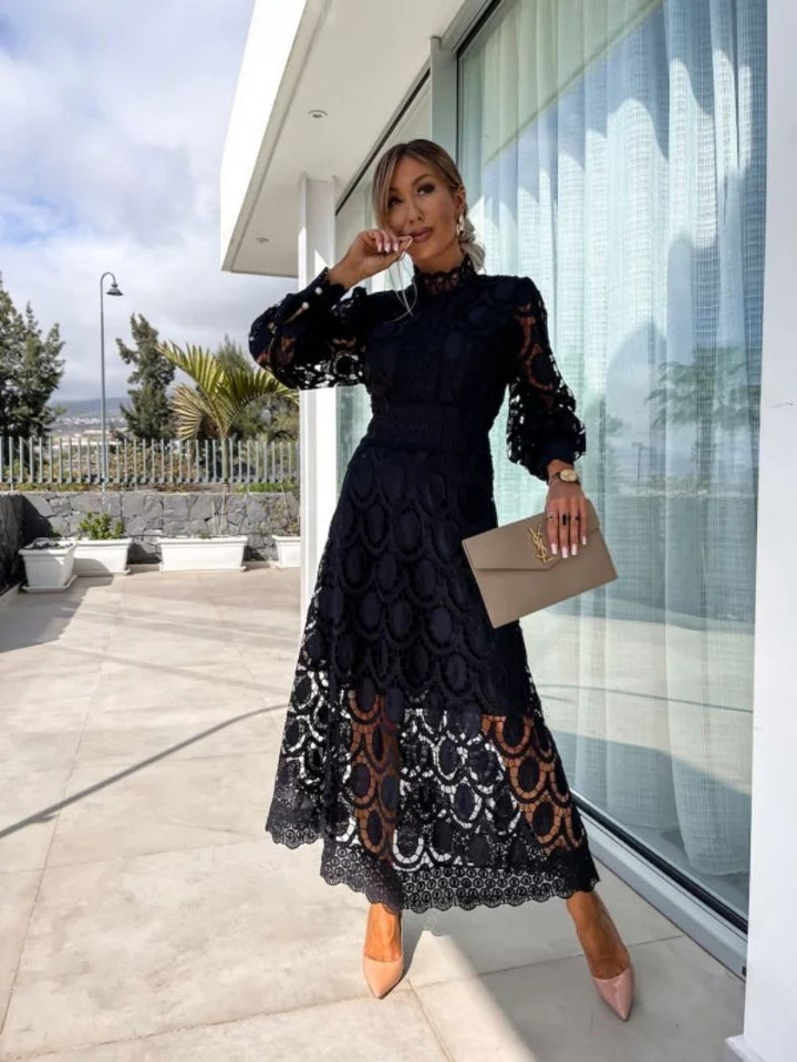Chiara Abito in Pizzo Elegante